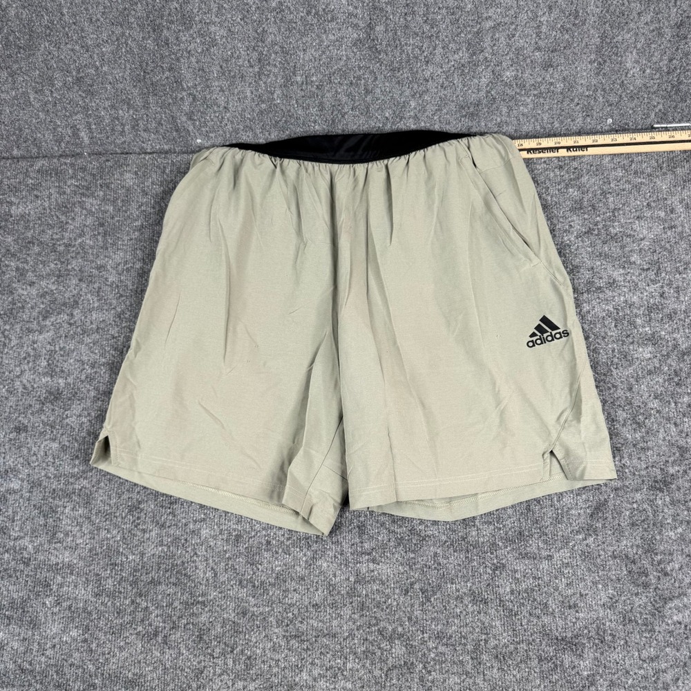 Adidas Athletic Shorts Mens Size XL Green Stretch Performance Pockets Snags